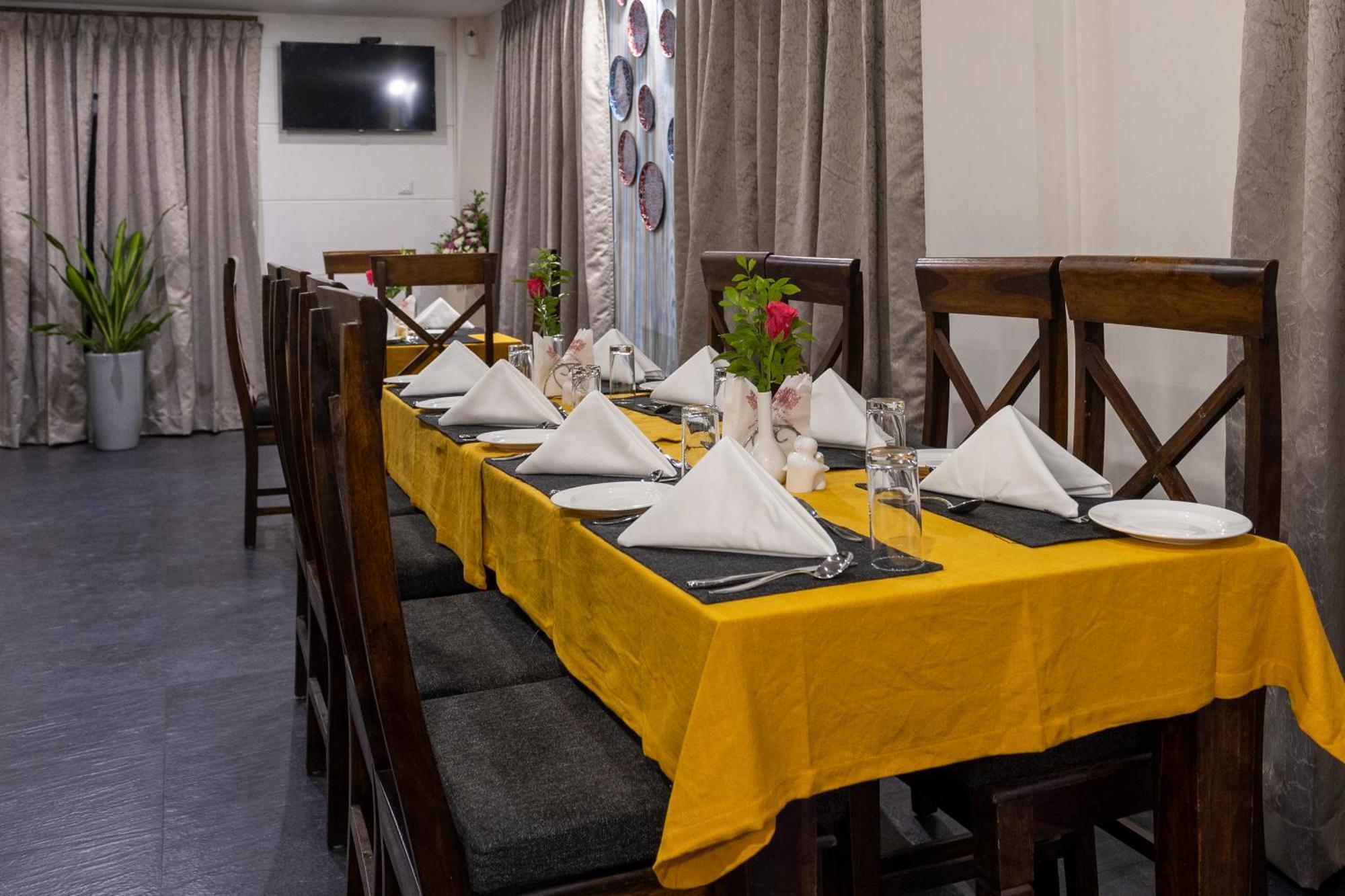 Muvattupuzha Hotel Narendra Central מראה חיצוני תמונה